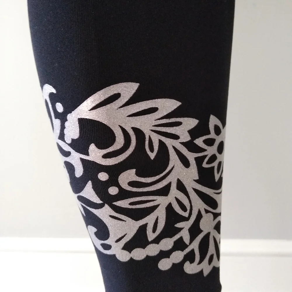 90 Degree by Reflex color contrast Design Leggings - Picture 2 of 14